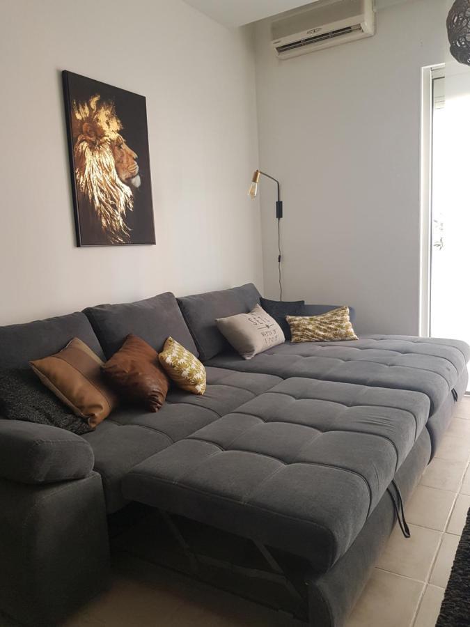 Le J&J Appartement Spacieux Climatise En Centre Ville Сет Екстериор снимка