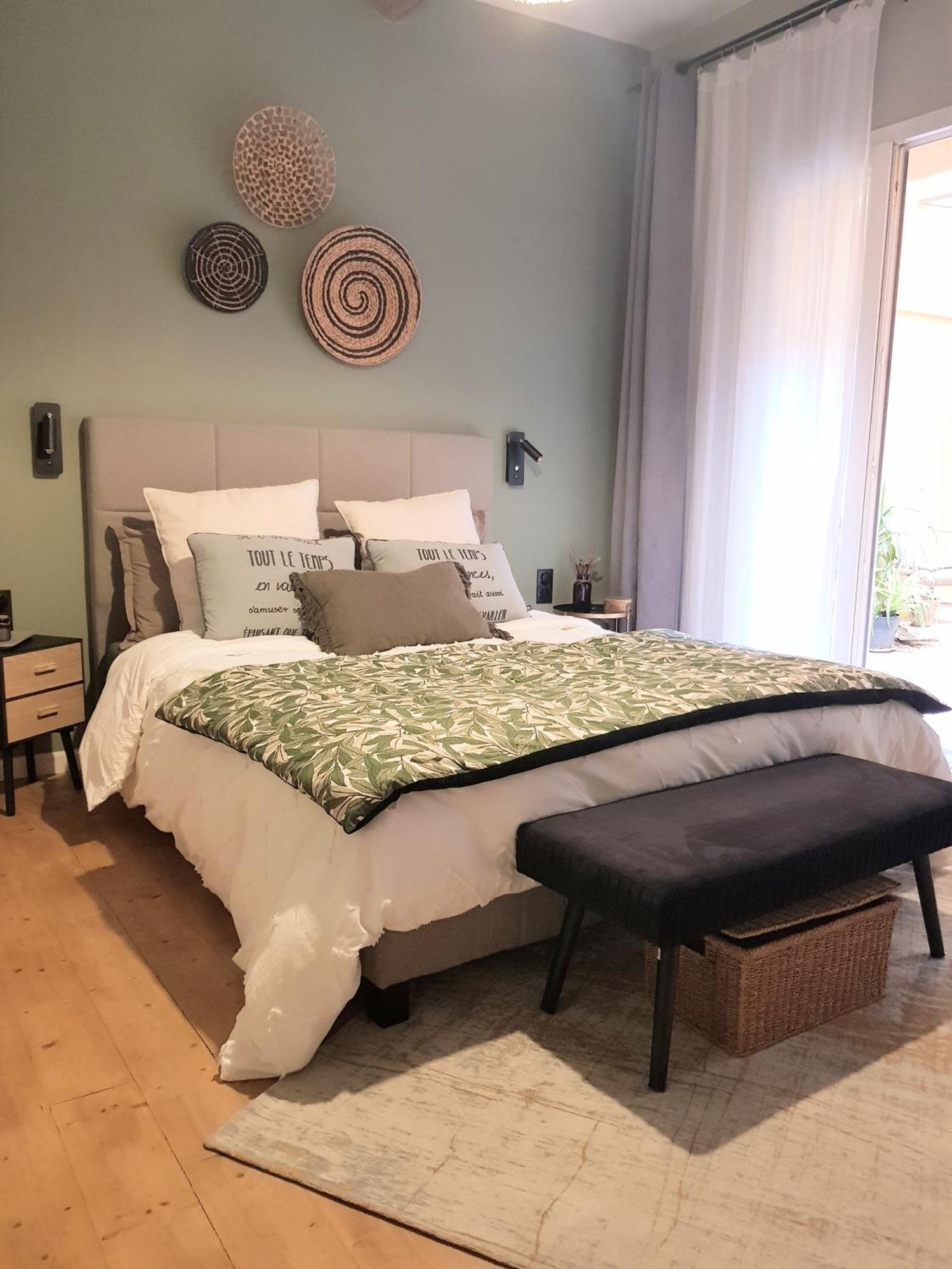 Le J&J Appartement Spacieux Climatise En Centre Ville Сет Екстериор снимка