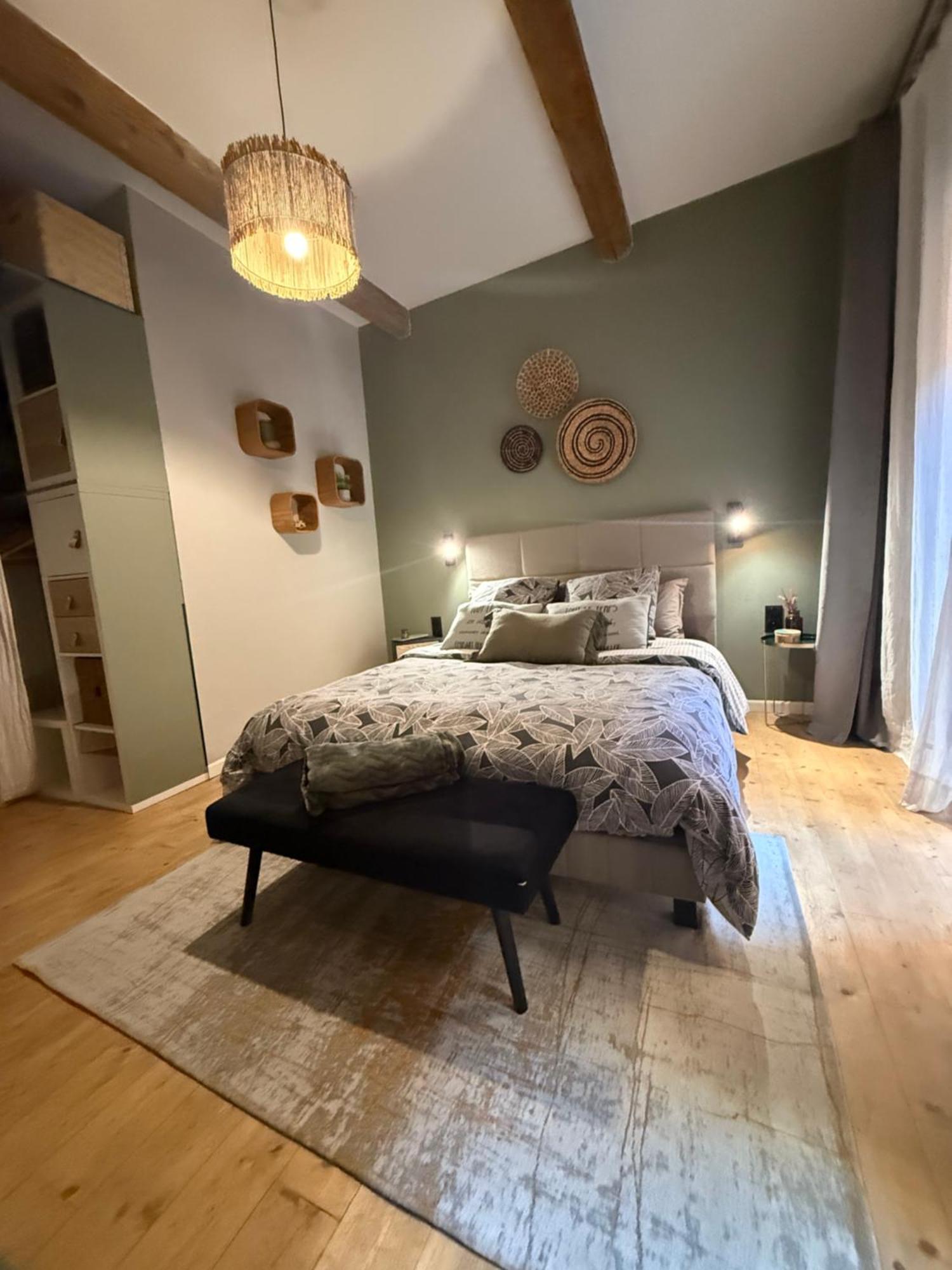 Le J&J Appartement Spacieux Climatise En Centre Ville Сет Екстериор снимка